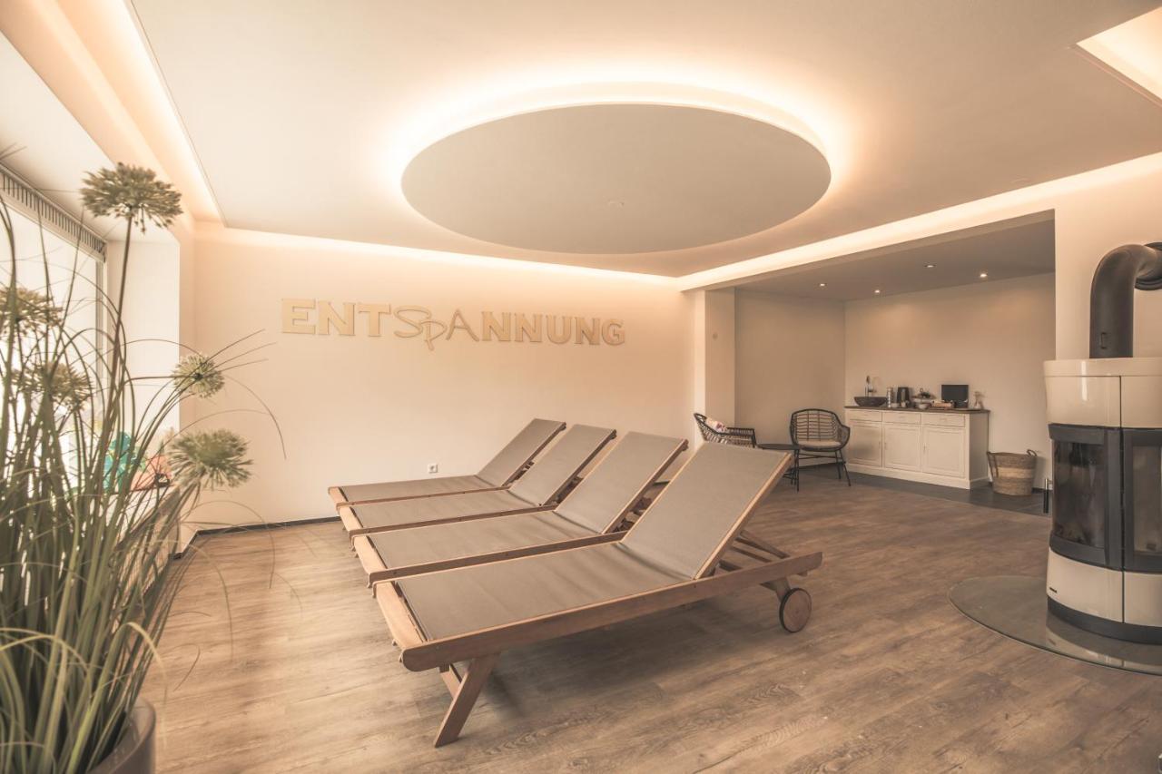 Boutique Wellnesshotel Landmann Steinen  Extérieur photo
