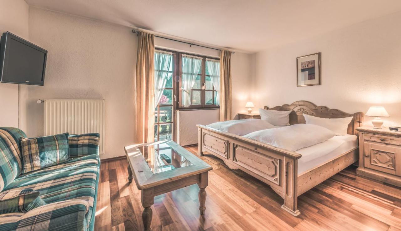 Boutique Wellnesshotel Landmann Steinen  Extérieur photo
