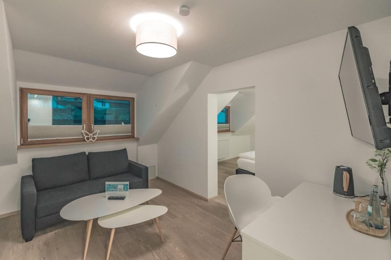 Boutique Wellnesshotel Landmann Steinen  Extérieur photo