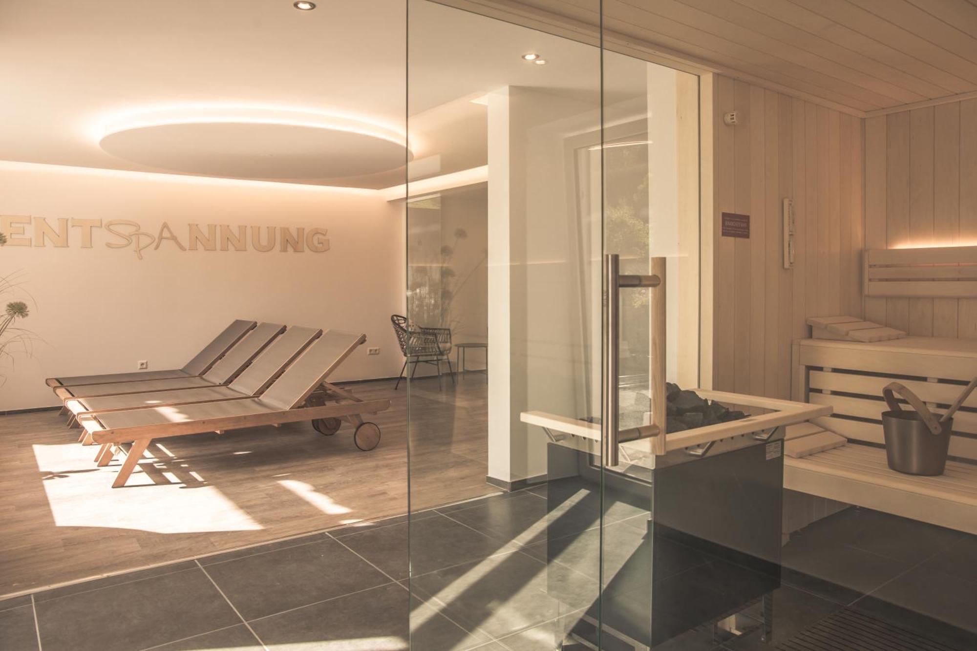 Boutique Wellnesshotel Landmann Steinen  Extérieur photo